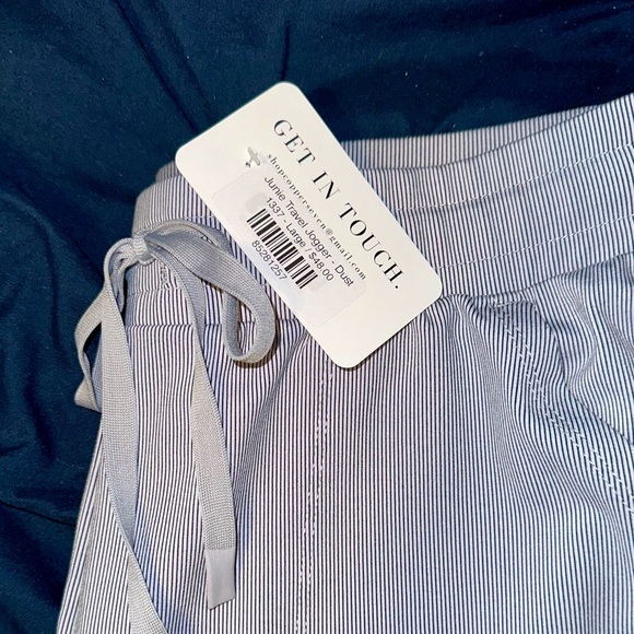 Women’s joggers - Picture 2 of 2